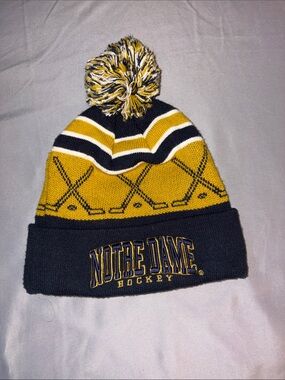 New Era Kids Notre Dame Gold and Navy Pom Beanie